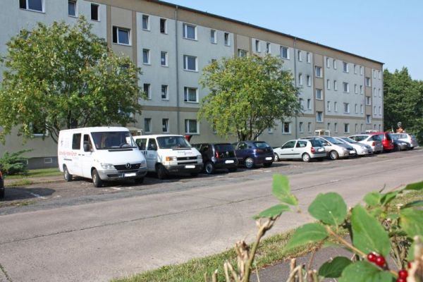 1-Zimmer-Wohnung mit Badewanne und Balkon sowie Einkaufsmöglichkeit in unmittelbarer Nähe - Foto 3